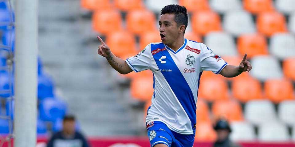 Jugadores del Puebla visitan al ‘Hobbit’ en Reclusorio Norte