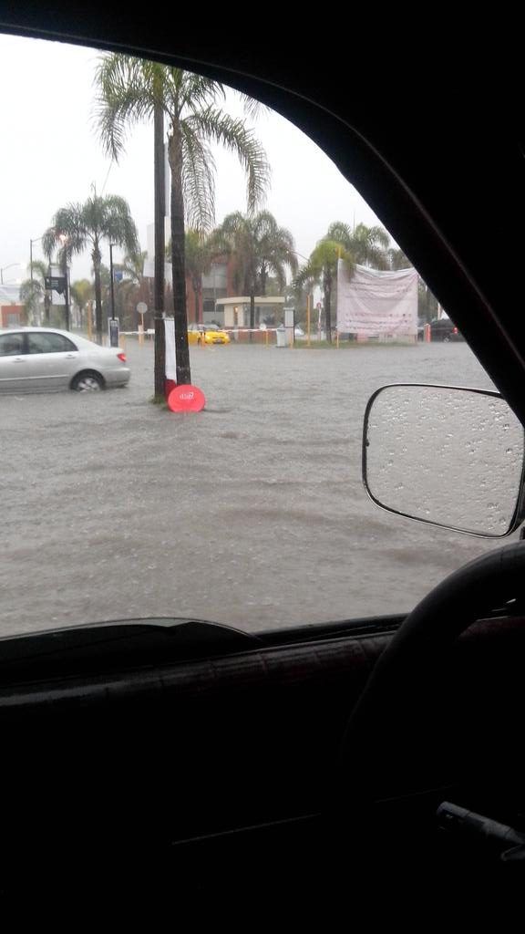 Inundaciones en Guadalajara - inundación-guadalajara-3-576x1024