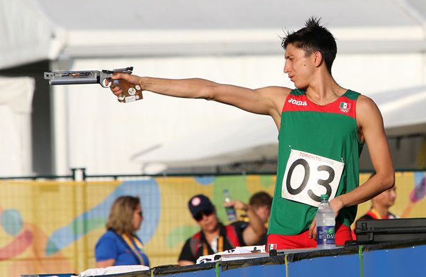 Ismael Hernández gana bronce en pentatlón moderno - ismael