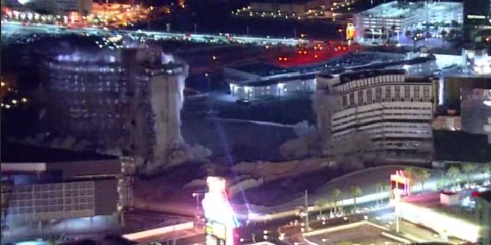 Video: demuelen hotel de Las Vegas en cuestión de segundos