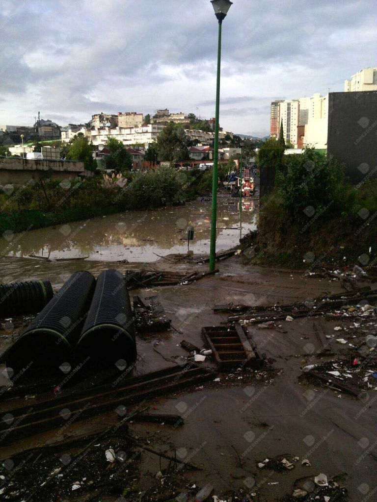 Vecinos de Interlomas piden ayuda tras lluvias del martes - lluvias1-768x1024