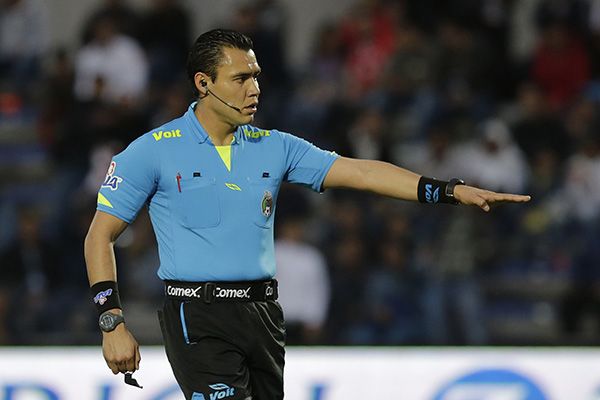 Molesta designación de árbitro novato para el América vs Chivas - marco-antonio-ortiz