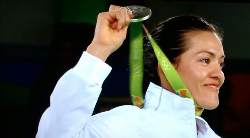 Otra plata para México, María Espinoza gana su tercera medalla olímpica consecutiva