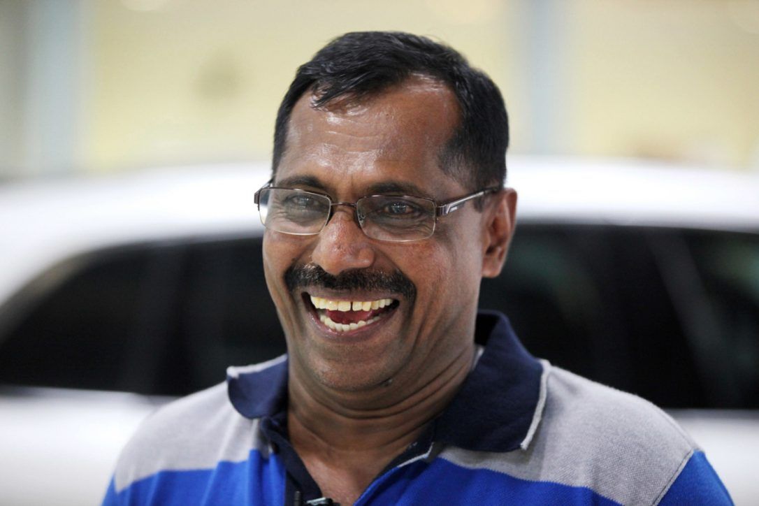 Hombre sobrevive a accidente de avión y se gana la lotería