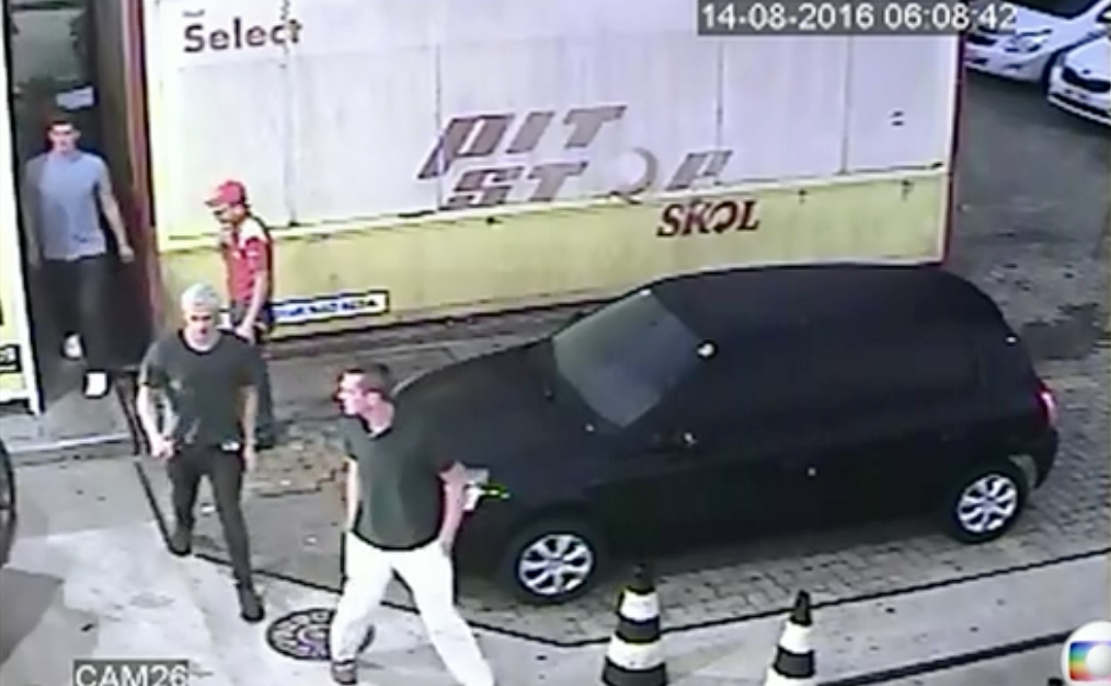 'Lochte fabricó reclamo por robo': Policía de Brasil - nadadores