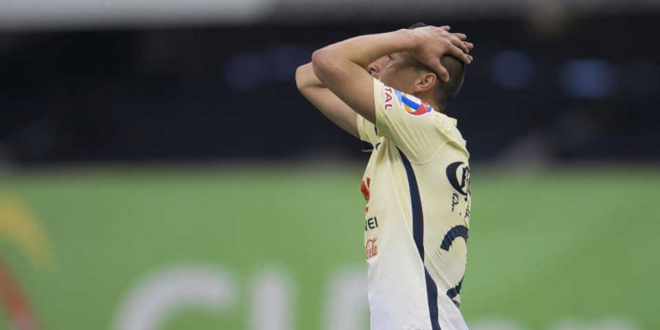 Paul Aguilar causa baja en la Selección y convocan a Orbelín Pineda en su lugar