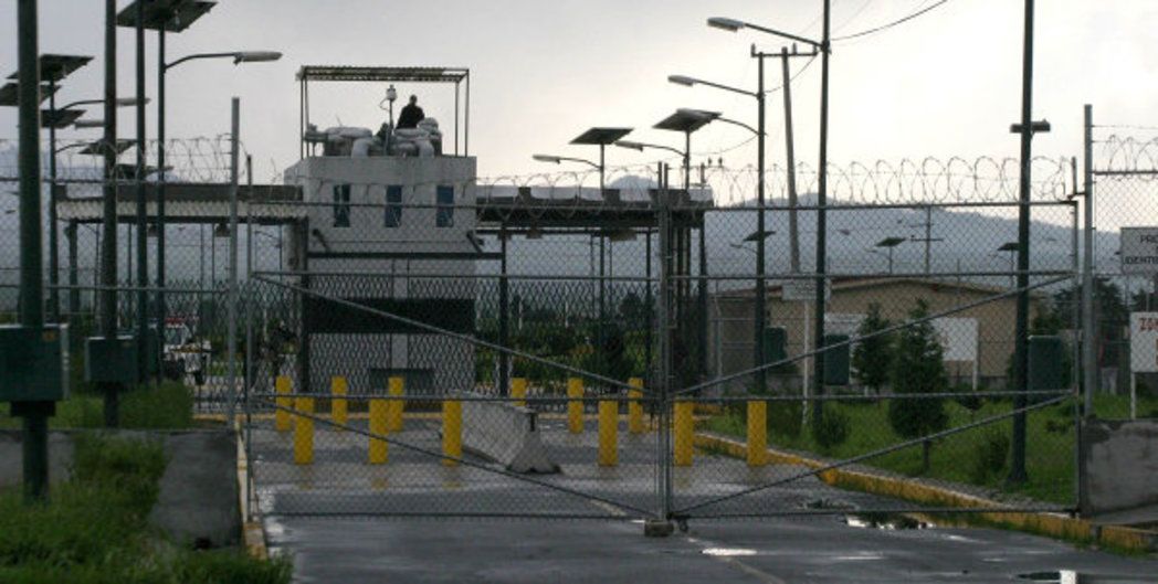 Liberan a ex directora jurídica de El Altiplano implicada en fuga del Chapo - penal-1