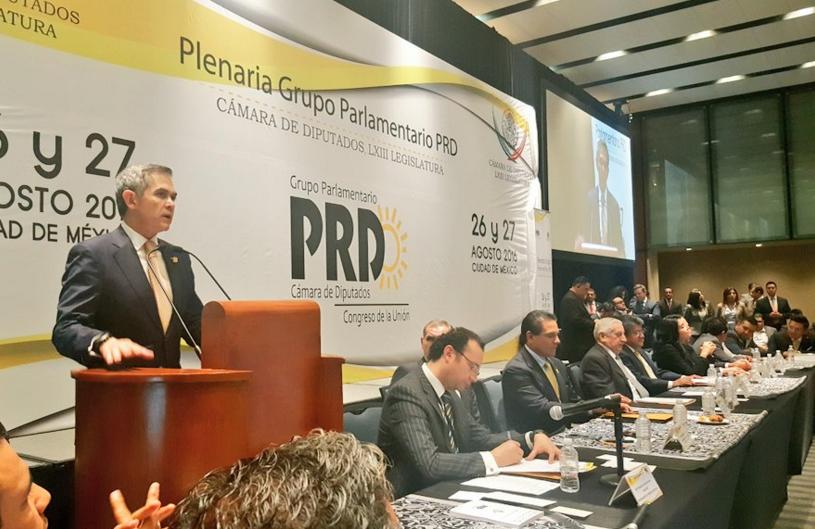 Mancera ataca a las reformas estructurales - plenaria