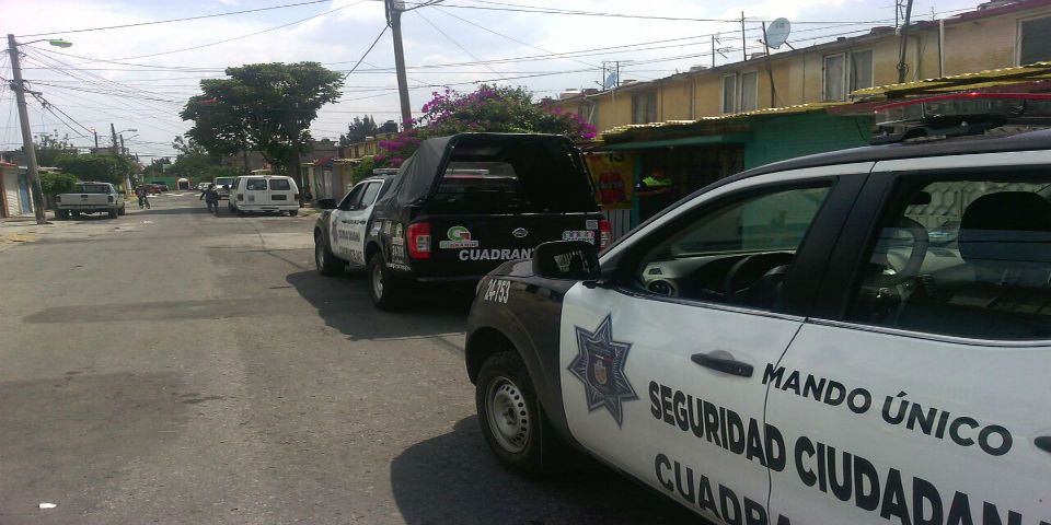 Video: policías golpean a automovilista al ritmo de reggaeton