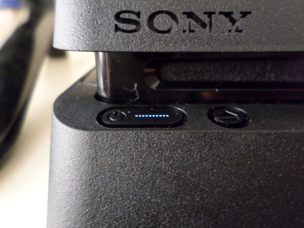Filtran imágenes del nuevo PlayStation 4 - ps4-1-1024x768