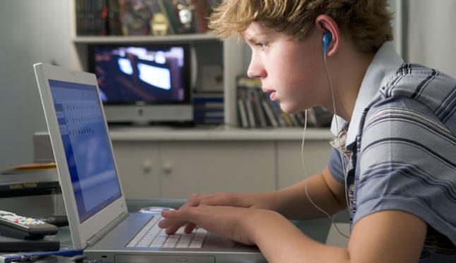 Las redes sociales pueden ser una adicción peligrosa - redes-sociales-3