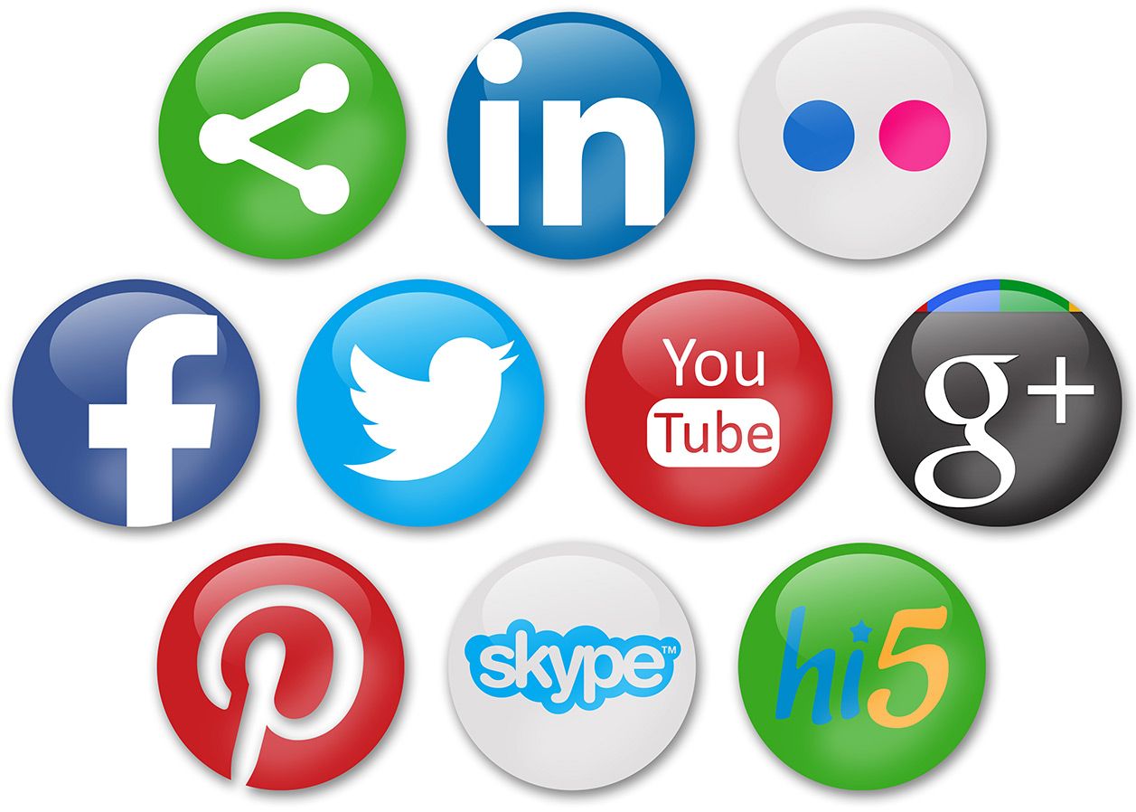 Más allá de Facebook: algunas redes sociales exclusivas en internet