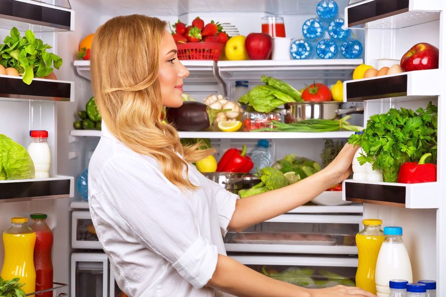 Los alimentos que nunca debes de guardar en el refrigerador