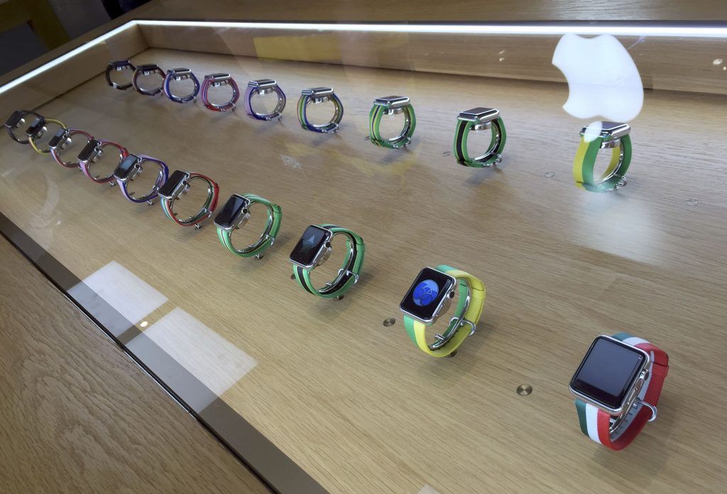 Retiran apps de Apple Watch - reloj-3-1024x696