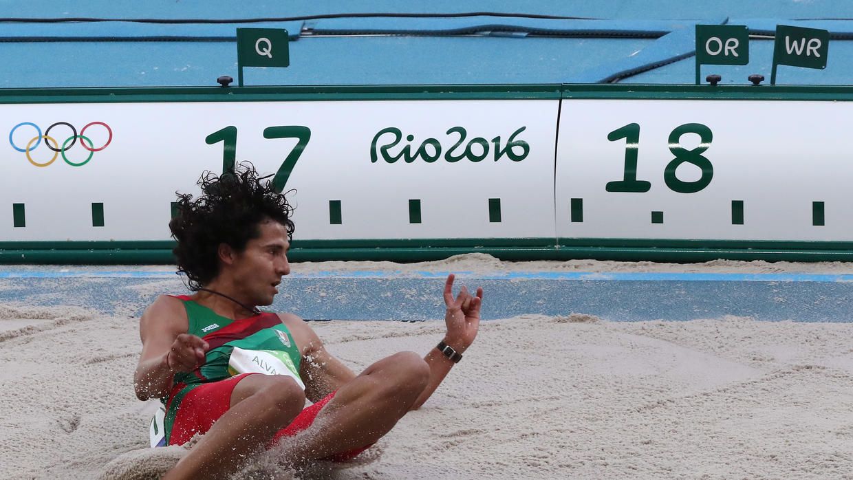Alberto Álvarez se clasifica a la final de salto  triple - salto-triple-2