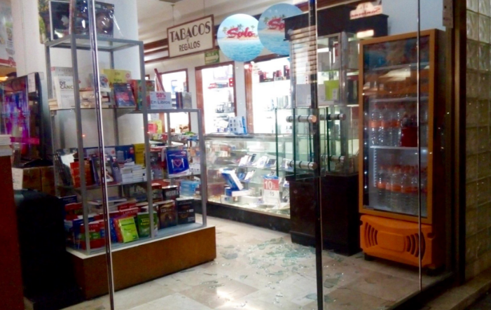 Asaltan tienda Sanborns en Monterrey - sanborns