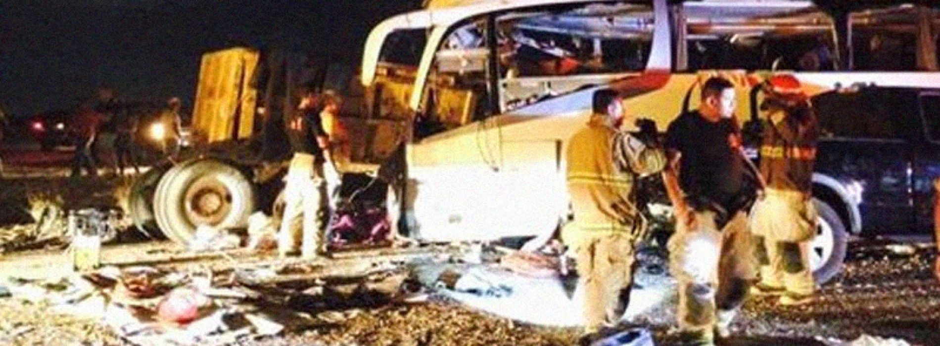 Mueren 8 personas por carambola en Sonora