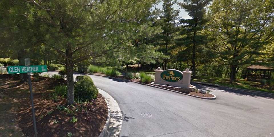 Hombre inspirado por el EI ataca a dos personas en Virginia