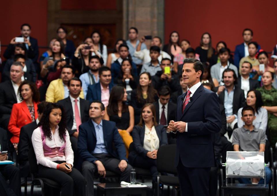 EPN reconoce descontento de parte de la población - 14237720_10154532432859337_8771356916828573356_n