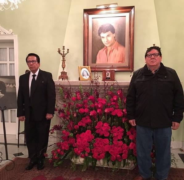 Regresan cenizas de Juan Gabriel a Ciudad Juárez - 14238090_1723204047943655_3846861407877765559_n