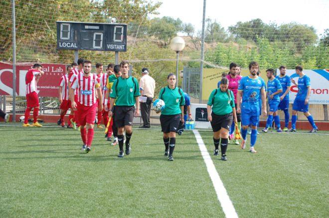 Árbitra suspende partido por insultos machistas - 14732498426699