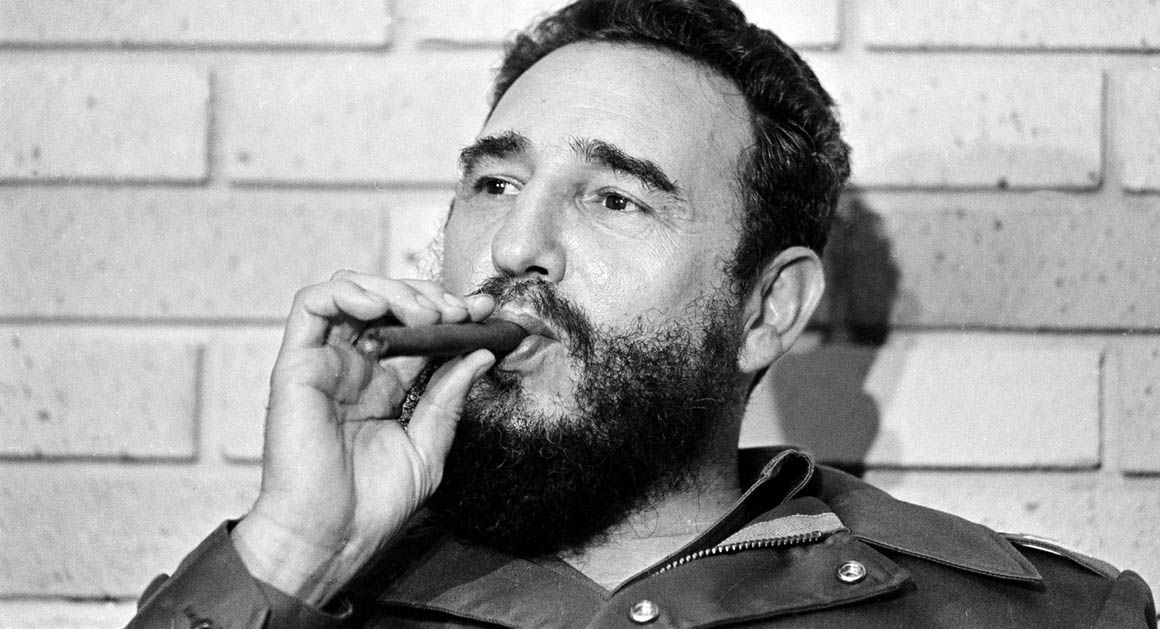 Empresa de Trump hizo negocios ilegales con Fidel Castro - 1974_fidel_castro_ap_629