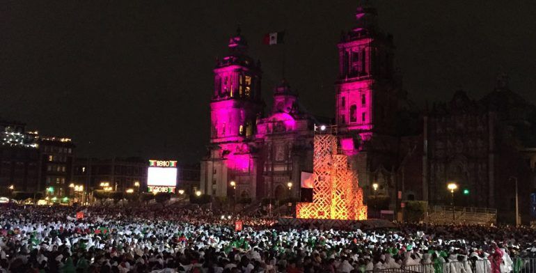 La celebración en el Zócalo para la fiesta del Grito de Independencia - 2016-09-15-PHOTO-00028186-770x392