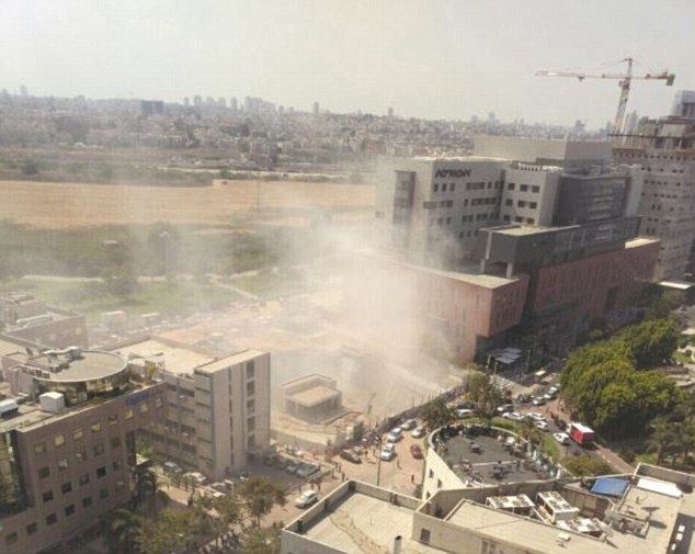Al menos dos muertos en Tel Aviv por colapsar edificio