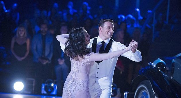 Video: atacan a Ryan Lochte durante premiere en vivo de programa