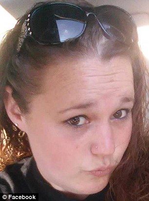 Choca, mata a 3 personas, entra en coma y cuando despierta escapa - 3869875700000578-3791883-image-m-28_1473982834921