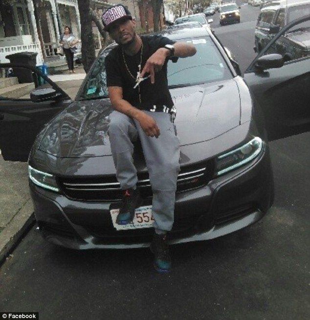 Choca, mata a 3 personas, entra en coma y cuando despierta escapa - 3869876300000578-3791883-image-a-14_1473981561439