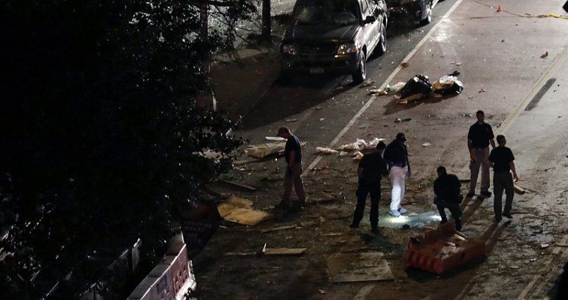 Video: momento de la explosión en Nueva York - 3883F4EA00000578-3794824-image-a-154_1474179813440-e1474209645262