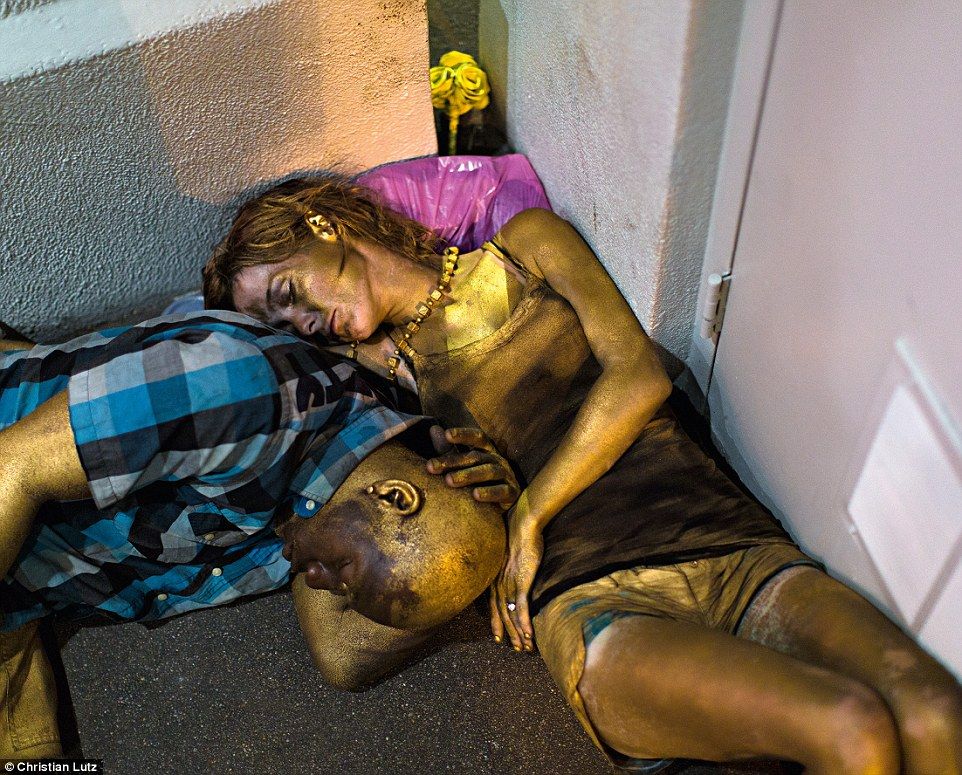 El lado oscuro y decadente de Las Vegas - 3892D04700000578-0-image-a-14_1474328353875