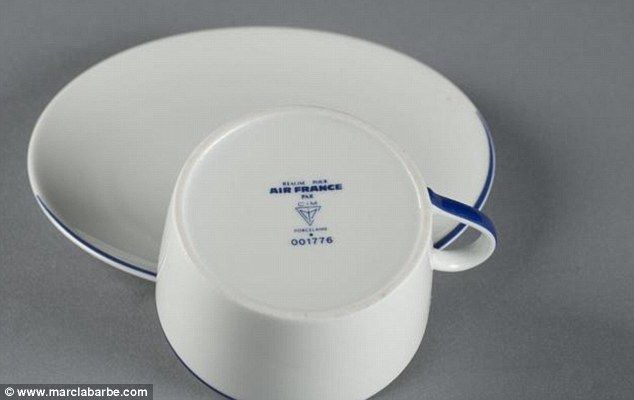 Subastarán artículos del Concorde - 38A6803800000578-3799906-image-a-14_1474472162010