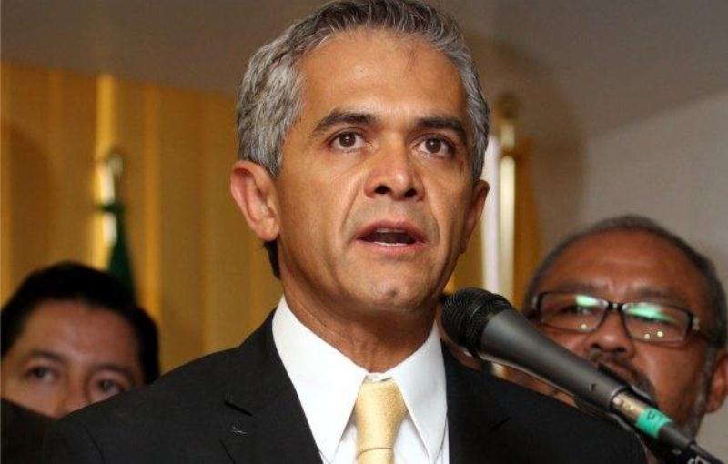Mancera presenta programa para prevenir suicidios en la Ciudad de México - 4785-Miguel-Angel-Mancera-va-a-NY
