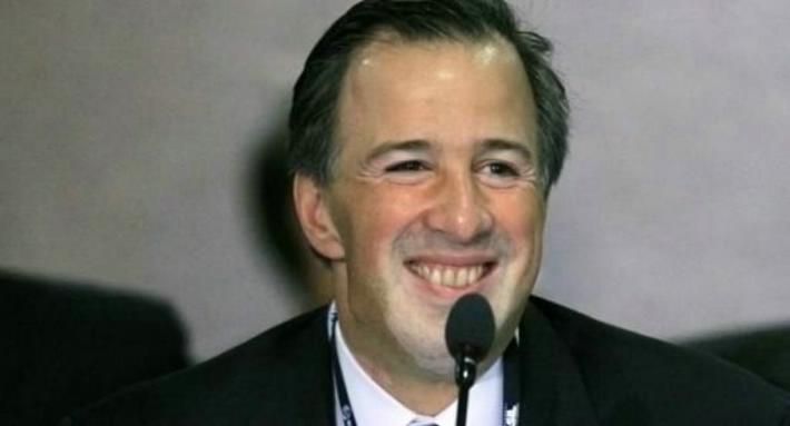 Meade contesta los cuestionamientos de Mancera sobre su sonrisa - 636114-N