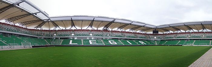 Legia contra Real Madrid será a puerta cerrada - 700px-Legia_Warszawa_panorama