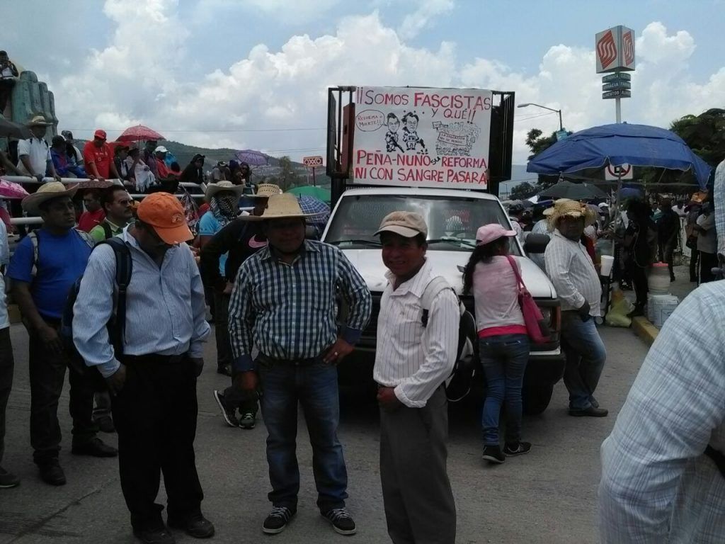 Video: maestros se enfrentan con policías en Chilpancingo - 84fb1cf9-ff08-4e12-ac0e-18ceb0b0feb7-1024x768