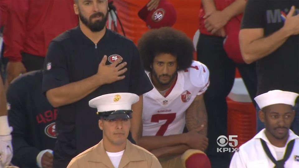 "Los jugadores que protestan deberían de irse a otro país": Trump - 960