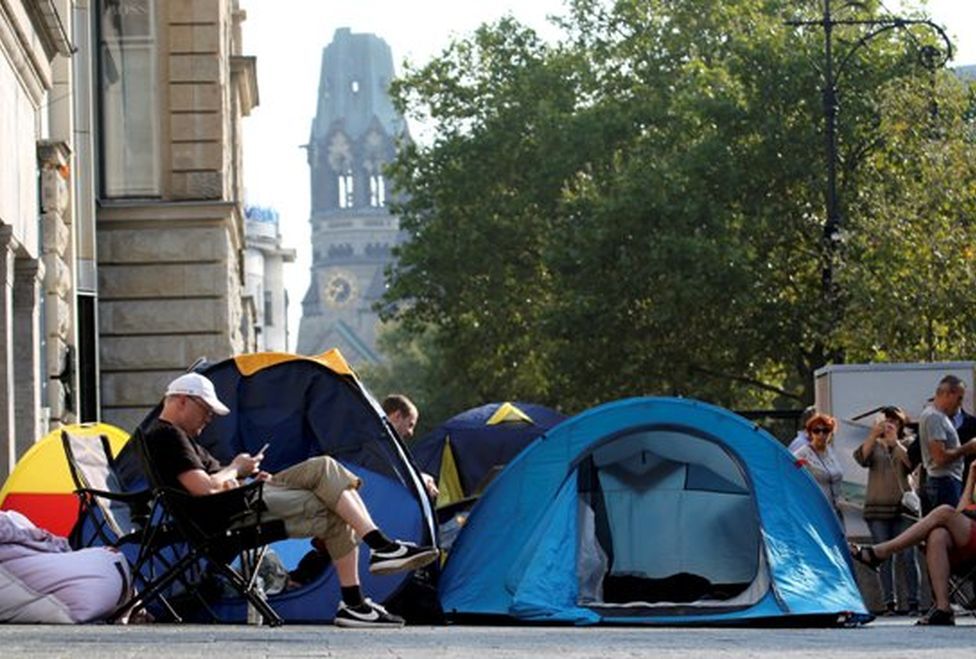 Galería: acampan para comprar el nuevo iPhone 7 - Apple-2