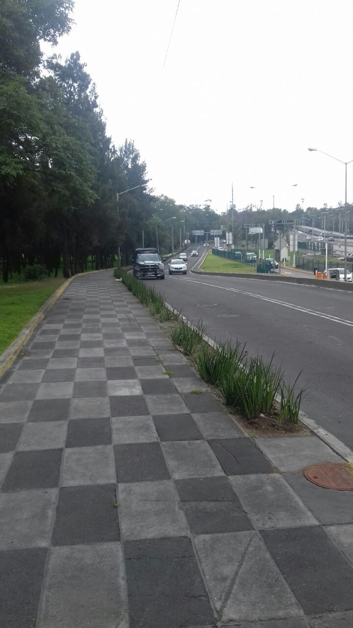 Policías resguardan lugar del doble asalto en Periférico - Asalto-Periférico-2