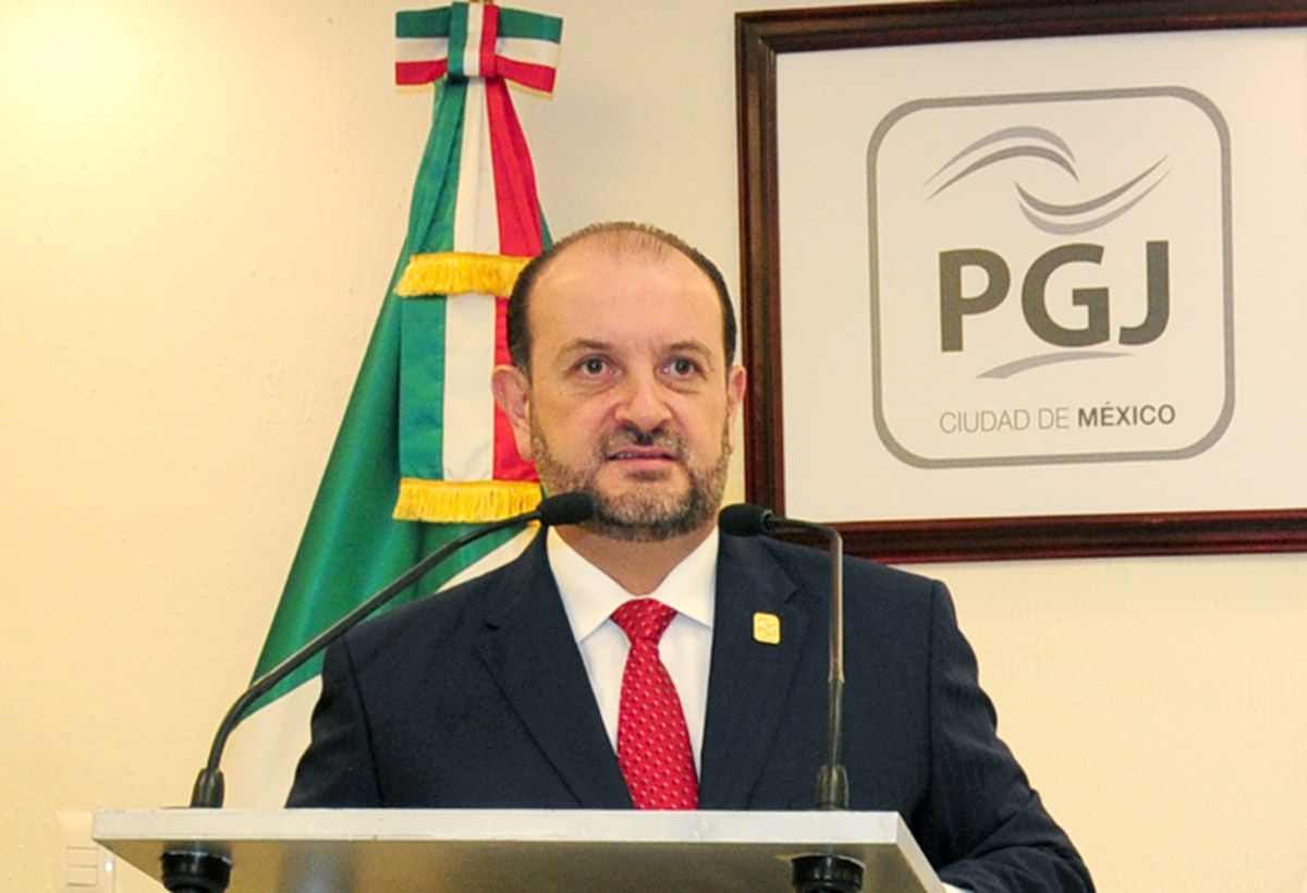 Detienen a banda de criminales extranjeros en Lomas de Chapultepec