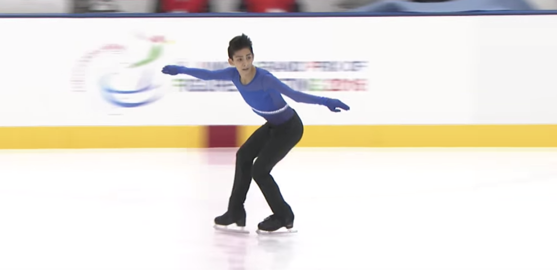 Video: patinador mexicano conquista Japón a ritmo de Juan Gabriel