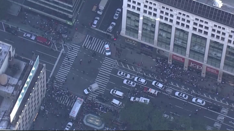Policías abaten a atacante en Manhattan - Captura-de-pantalla-2016-09-15-a-las-17.45.45