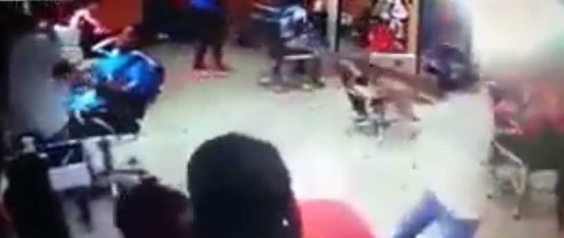 Video: sicario ejecuta a joven en peluquería