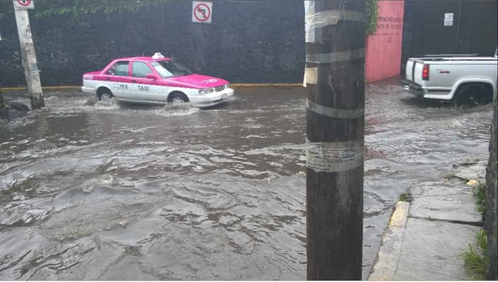 Continúan inundaciones en Xochimilco - Captura-de-pantalla-2016-09-28-a-las-9.08.44