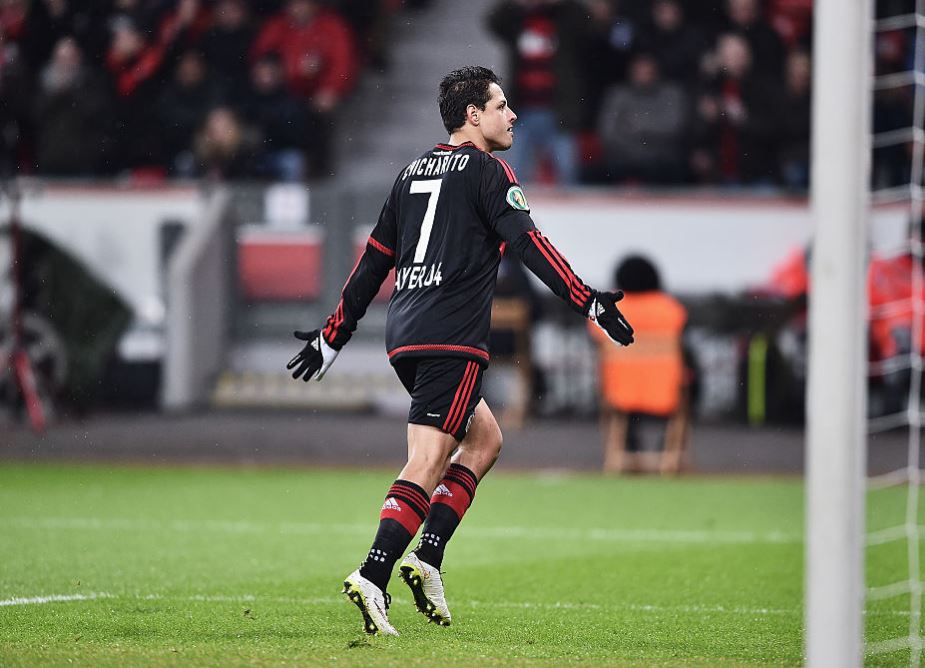 Pretenden regreso de Chicharito a España - Chicharito