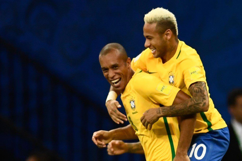 Neymar vuelve a salvar a Brasil - Crt_2_DWgAAytOX-1024x681