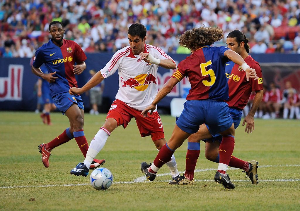 El FC Barcelona ‘firma’ a Ronaldinho - FCBarcelonavNewYorkRedBullsE62A_H7vpa6x