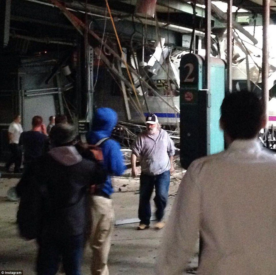 Galería: el accidente de tren en Nueva Jersey - Hoboken-10